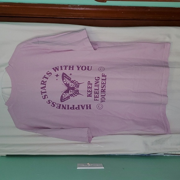 Bacon Lettuce Tomato Happiness Starts With You Butterfly T Shirt - Picture 1 of 12